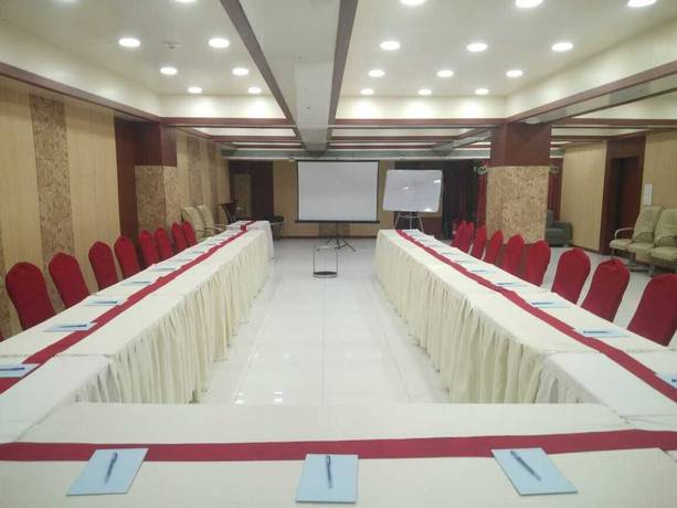 Imagen de los interiores del Hotel SN Blu. Foto 18