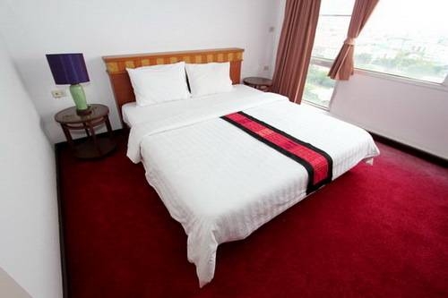 Imagen de la habitación del Hotel SN Mansion. Foto 30