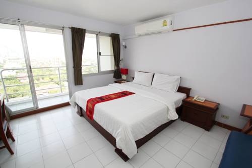 Imagen de la habitación del Hotel SN Mansion. Foto 50