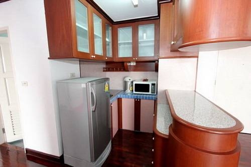 Imagen de la habitación del Hotel SN Mansion. Foto 55
