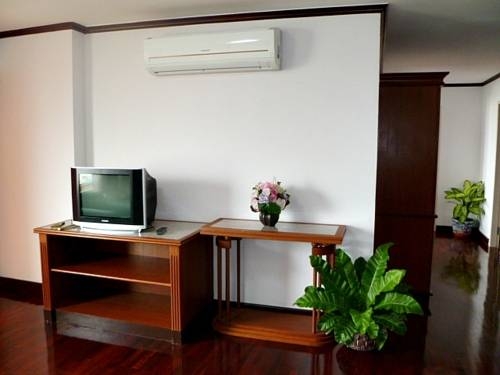 Imagen de la habitación del Hotel SN Mansion. Foto 60