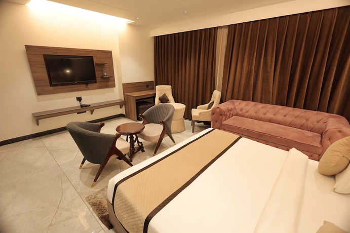 Imagen de la habitación del Hotel SNJ TAJ GRAND HOTEL. Foto 6