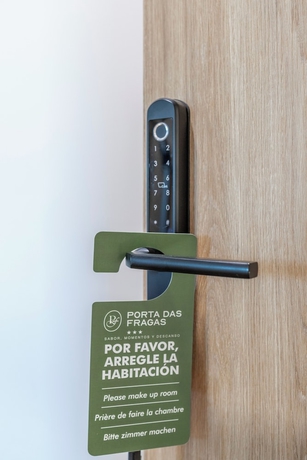 Imagen de la habitación del Hotel SN&Ouml; Porta das Fragas. Foto 7