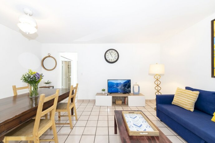 Imagen general del Hotel SOFI BEACH APARTMENT. Foto 10