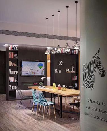 Imagen del bar/restaurante del Hotel SOFIS POP HOTEL. Foto 7