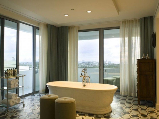Imagen de la habitación del Hotel SOHO BEACH HOUSE. Foto 9