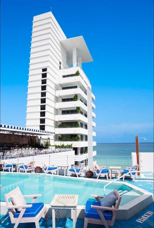 Imagen general del Hotel SOHO BEACH HOUSE. Foto 4