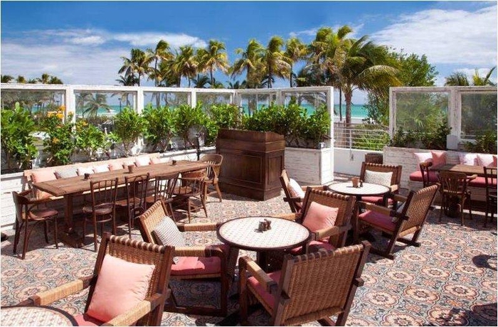 Imagen general del Hotel SOHO BEACH HOUSE. Foto 7
