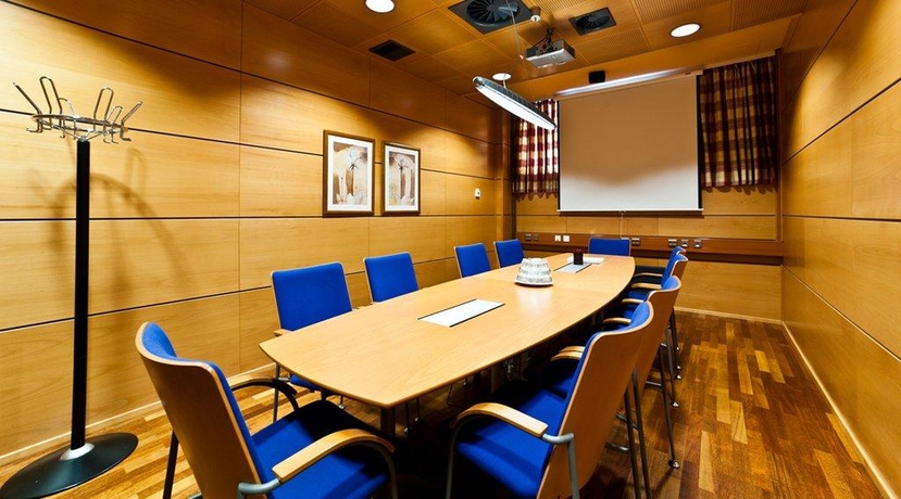 Imagen de la habitación del Hotel SOKOS LAKEUS. Foto 8