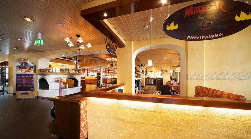 Imagen del bar/restaurante del Hotel SOKOS LAKEUS. Foto 4