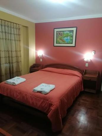 Imagen de la habitación del Hotel SOL DE ORO. Foto 19