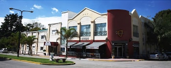 Imagen general del Hotel SOLARES DEL ALTO HOTEL. Foto 10