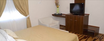 Imagen general del Hotel SOLARES DEL ALTO HOTEL. Foto 12