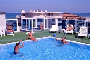 Imagen general del Hotel SOLE BLU. Foto 4