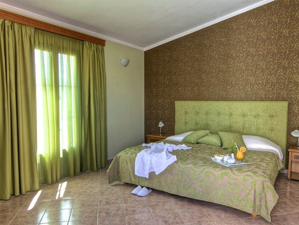 Imagen general del Hotel SOLIMAR EMERALD. Foto 6