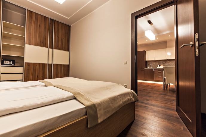 Imagen de la habitación del Hotel SONIA apartments. Foto 17