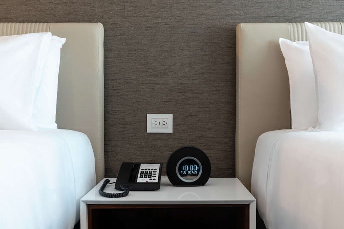 Imagen de la habitación del Hotel SORO Montevideo, Curio Collection by Hilton. Foto 9