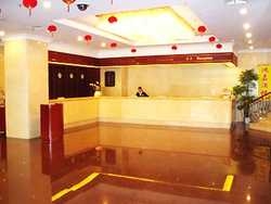 Imagen de los interiores del Hotel SOUTH. Foto 4