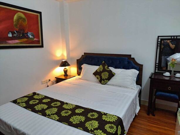 Imagen de la habitación del Hotel SOUTH GATE HOTEL. Foto 16