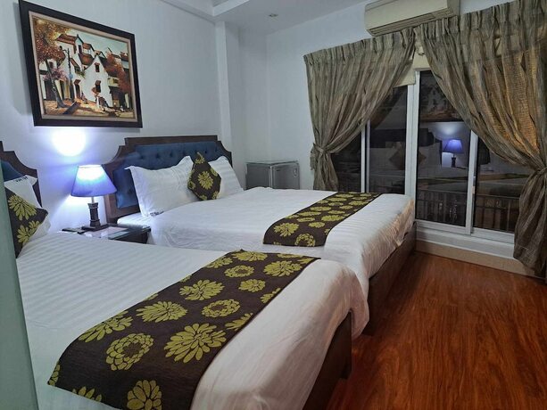 Imagen general del Hotel SOUTH GATE HOTEL. Foto 3