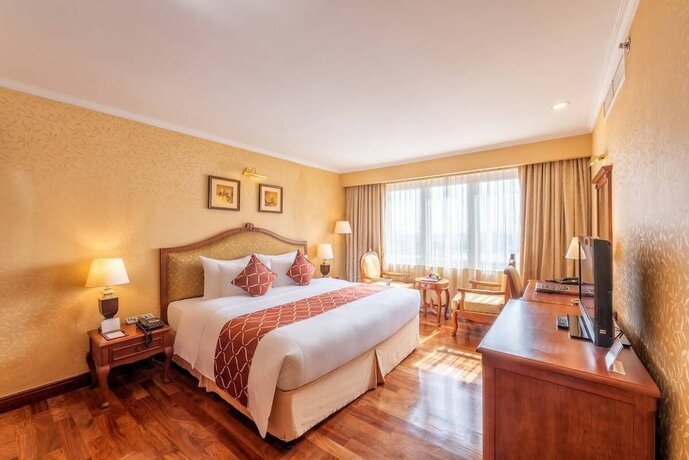 Imagen general del Hotel SOUTH GATE HOTEL. Foto 10