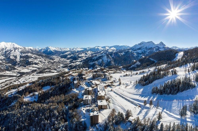 Imagen general del Hotel SOWELL Family Les Bergers. Foto 9