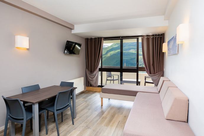 Imagen de la habitación del Hotel SOWELL RÉSIDENCES Crêt Voland. Foto 14