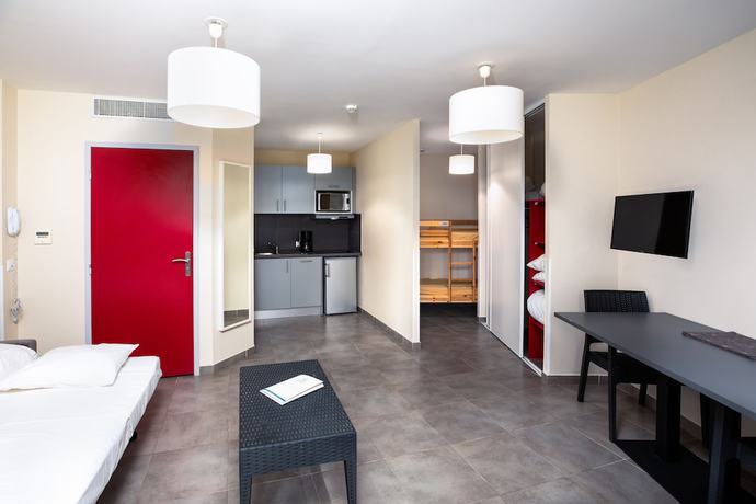 Imagen de la habitación del Hotel SOWELL RÉSIDENCES Les Perles de Saint Tropez. Foto 7