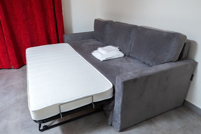 Imagen de la habitación del Hotel SOWELL RÉSIDENCES Les Perles de Saint Tropez. Foto 9