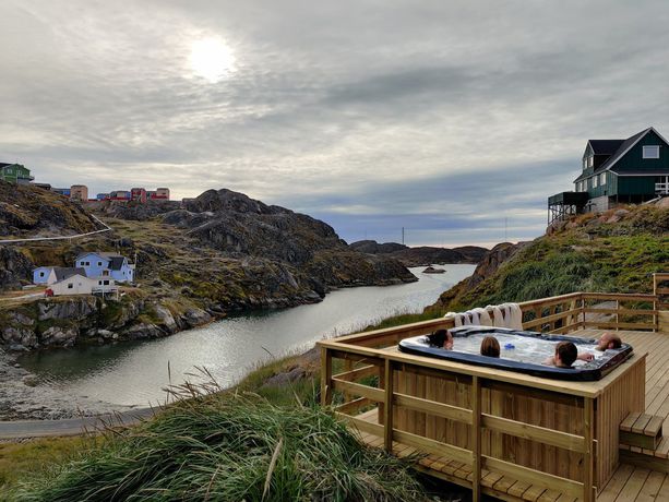 Imagen de la piscina del Hotel SØMA Sisimiut. Foto 18