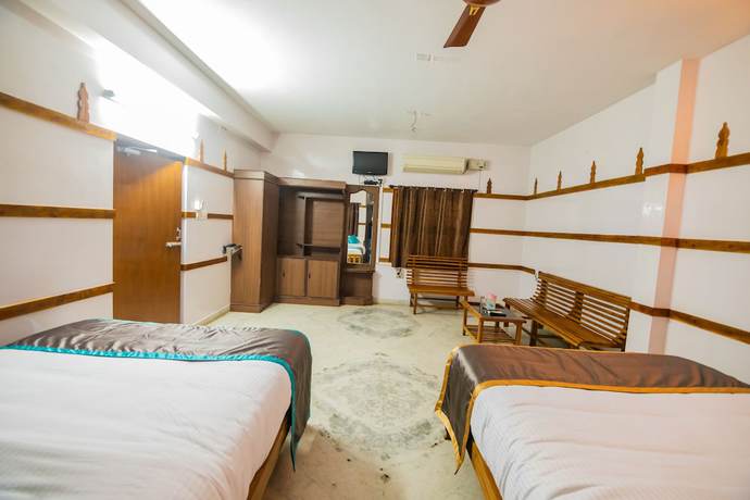 Imagen de la habitación del Hotel SP Grand. Foto 5