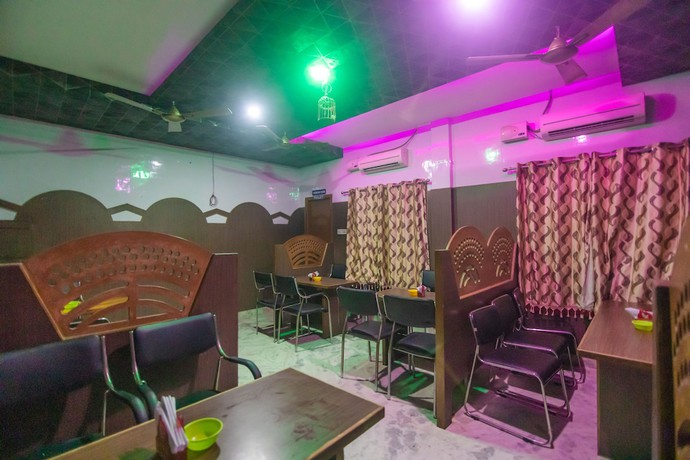 Imagen del bar/restaurante del Hotel SP Grand. Foto 4