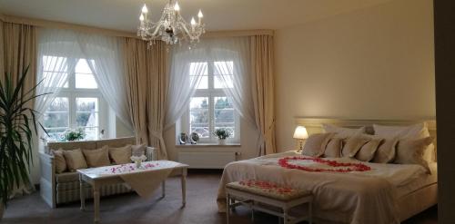 Imagen de la habitación del Hotel SPA Akacjowy Dw&oacute;r. Foto 6