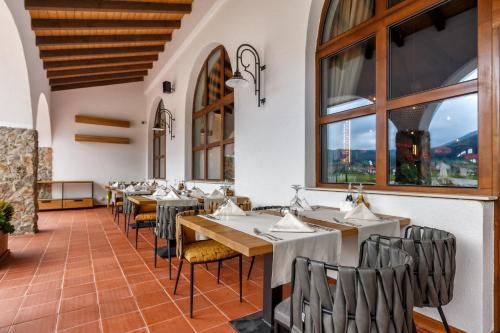 Imagen general del Hotel SPA Complex Belchin Spring. Foto 9