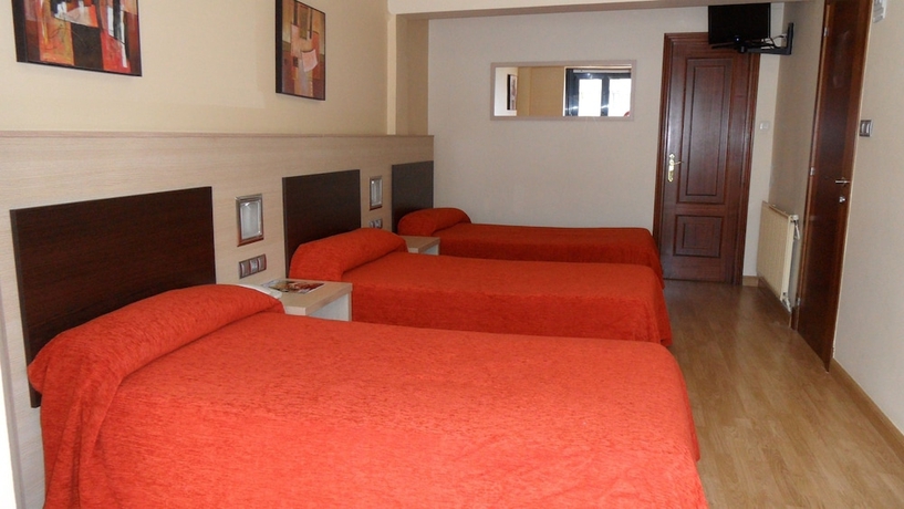 Imagen de la habitación del Hotel SPA GBC Avenida Pontevedra. Foto 8