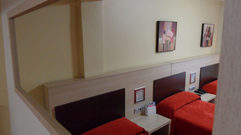 Imagen de la habitación del Hotel SPA GBC Avenida Pontevedra. Foto 9