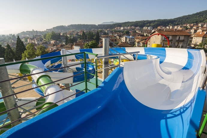 Imagen de la piscina del Hotel SPA Hotel Elbrus. Foto 17