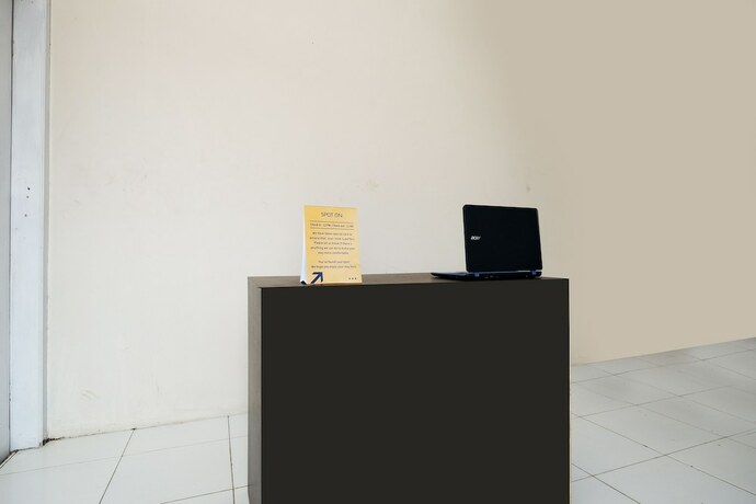 Imagen general del Hotel SPOT ON 2027 Putri Guest House Syariah. Foto 6