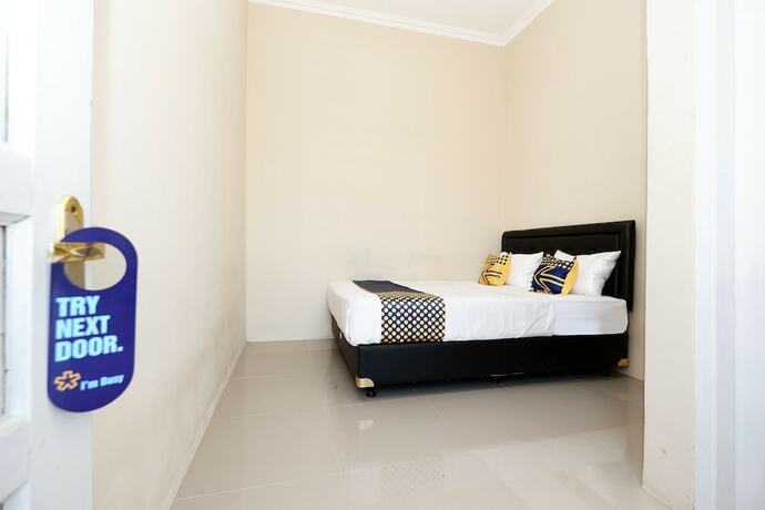 Imagen general del Hotel SPOT ON 2027 Putri Guest House Syariah. Foto 15