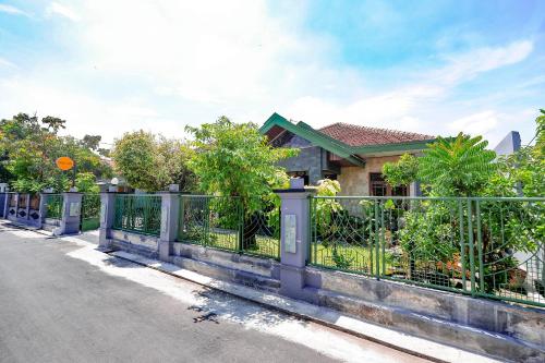 Imagen general del Hotel SPOT ON 2821 Griya Kawula Syariah. Foto 16