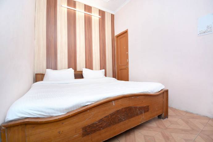 Imagen de la habitación del Hotel SPOT ON 36686 Om Shanti Palace. Foto 15