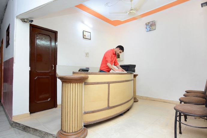 Imagen de los interiores del Hotel SPOT ON 36686 Om Shanti Palace. Foto 20