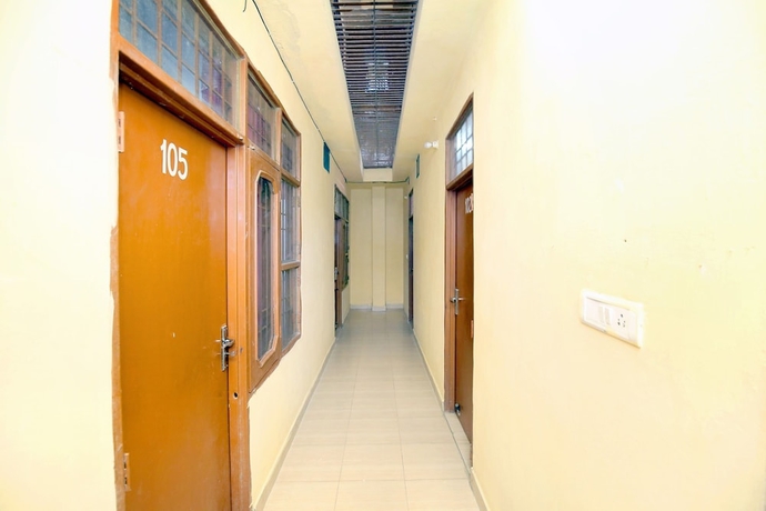 Imagen de los interiores del Hotel SPOT ON 37127 Primeland. Foto 15