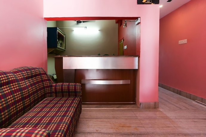 Imagen de los interiores del Hotel SPOT ON 38541 Nirmalya\'s Maharaja. Foto 16