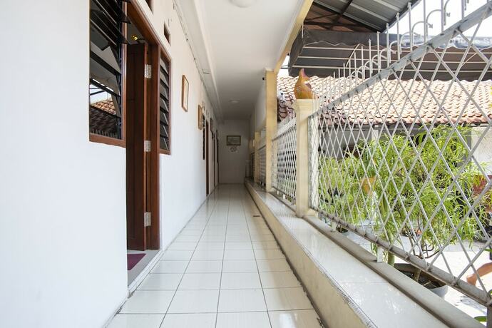 Imagen general del Hotel SPOT ON 3961 Fico\'s Residence Syariah. Foto 6