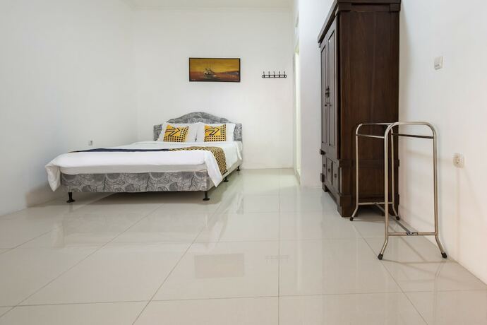 Imagen general del Hotel SPOT ON 3961 Fico\'s Residence Syariah. Foto 12