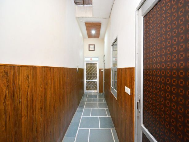 Imagen de los interiores del Hotel SPOT ON 43673 New Mehak Palace. Foto 20