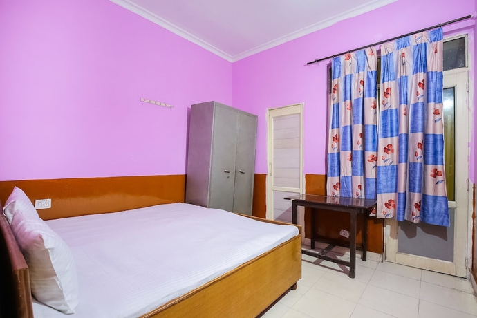 Imagen de la habitación del Hotel SPOT ON 44303 Canadian Guest House. Foto 5