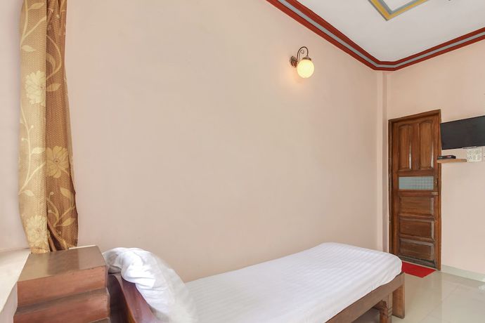 Imagen de la habitación del Hotel SPOT ON 46408 Saaj. Foto 16