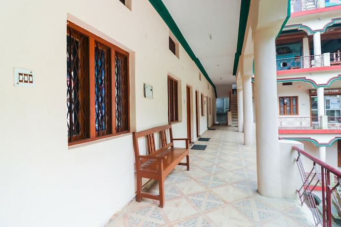 Imagen general del Hotel SPOT ON 49131 New Shiv Shakti. Foto 11